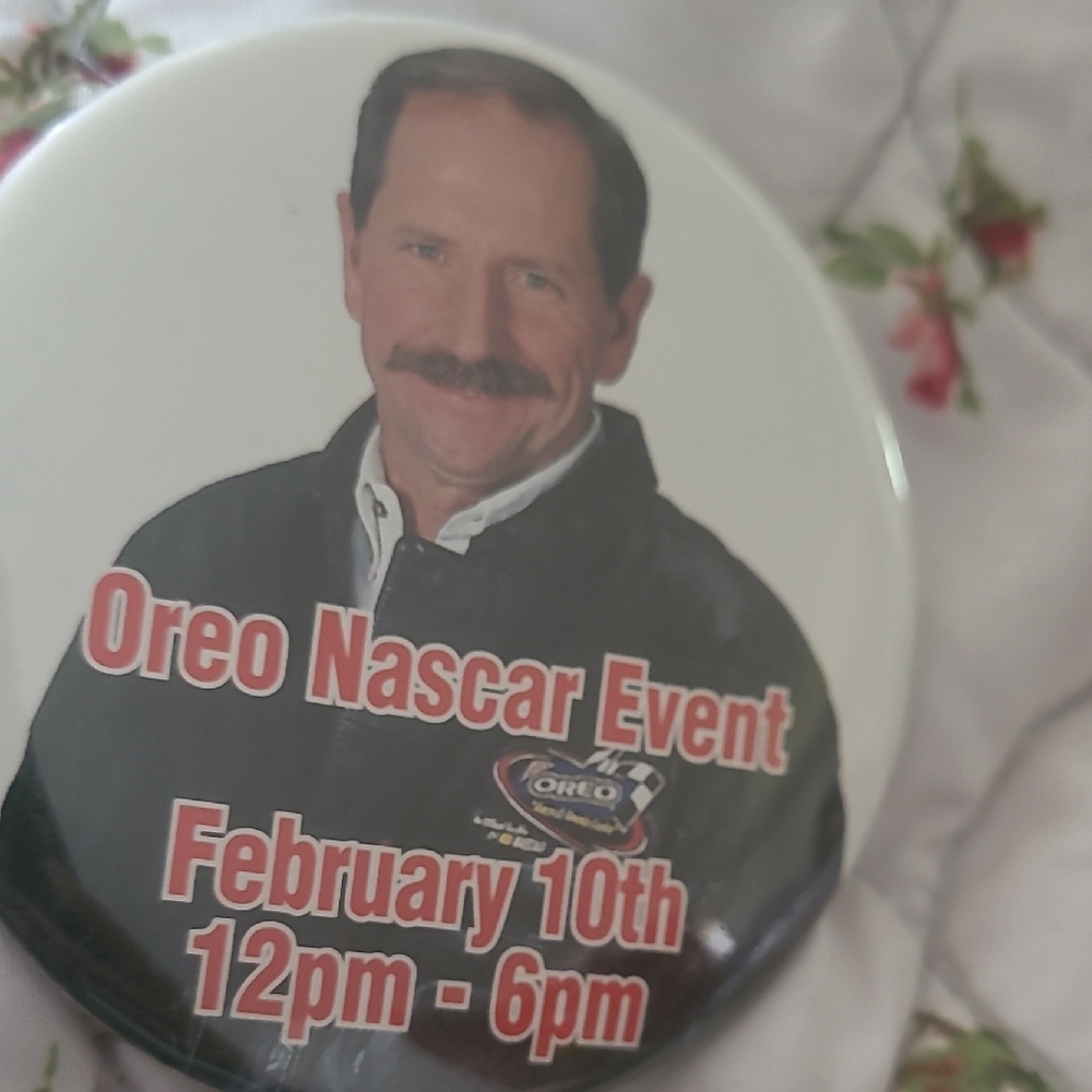 Nascar Oreo Event Button - Black and White